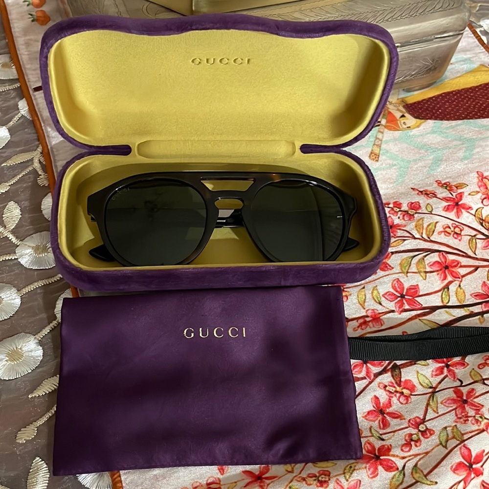 Gucci Sunglasses: Brand New
